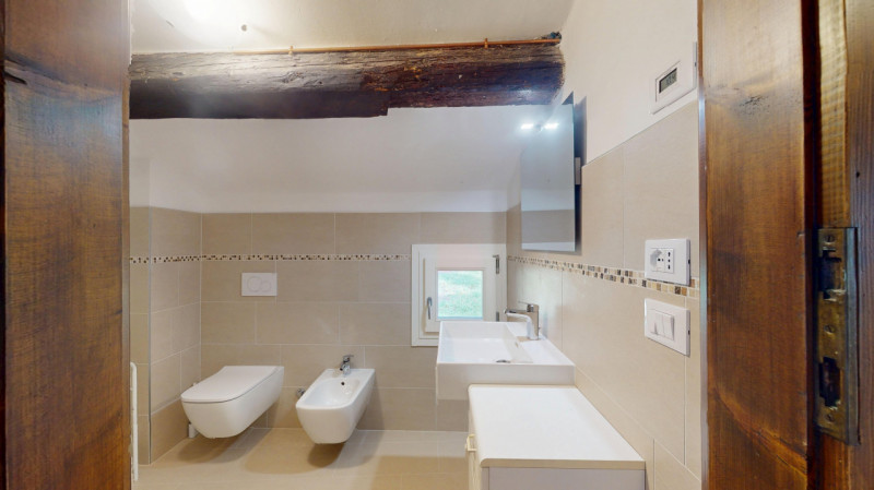 Completely renovated semi-detached house located in Creazzo Colle, in one of the most sought-afte...