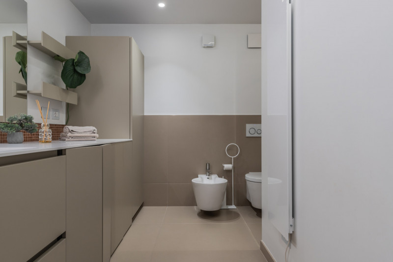 CENTRO STORICO - In una delle vie più eleganti di Vicenza proponiamo in vendita un prestigioso pa...