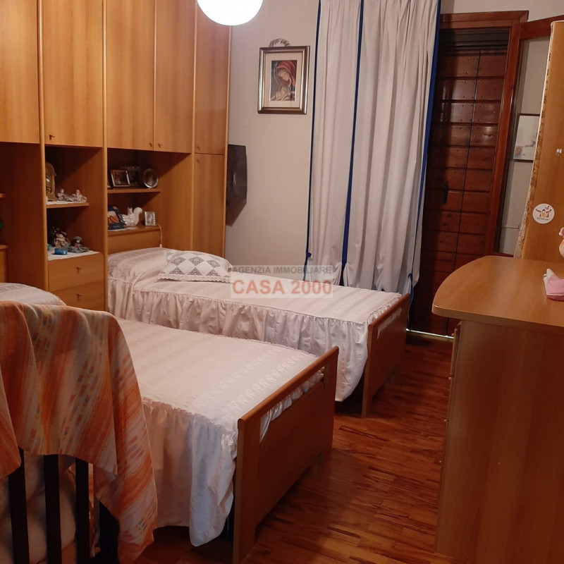 – ABITAZIONE
Piombino Dese (PD) – Zona industriale

Villetta singola indipendente con ampio terre...