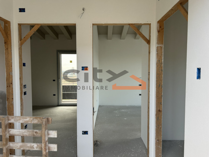 Proponiamo esclusiva bifamiliare di nuova costruzione, dal design moderno e linee contemporanee, ...