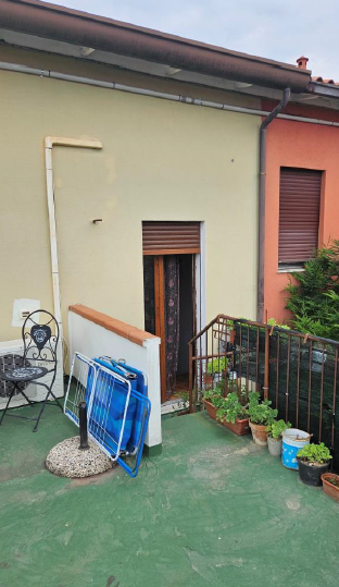 Rif. A.A.2-25

Vendita all'asta - casa a schiera su 2 livelli in data 25 marzo 2026

Descrizione:...