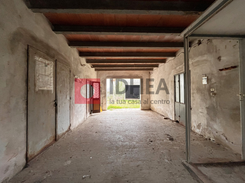 RONCADE 
RIFERIMENTO "URA2"

In tranquilla zona residenziale, a due passi dal centro di Roncade, ...