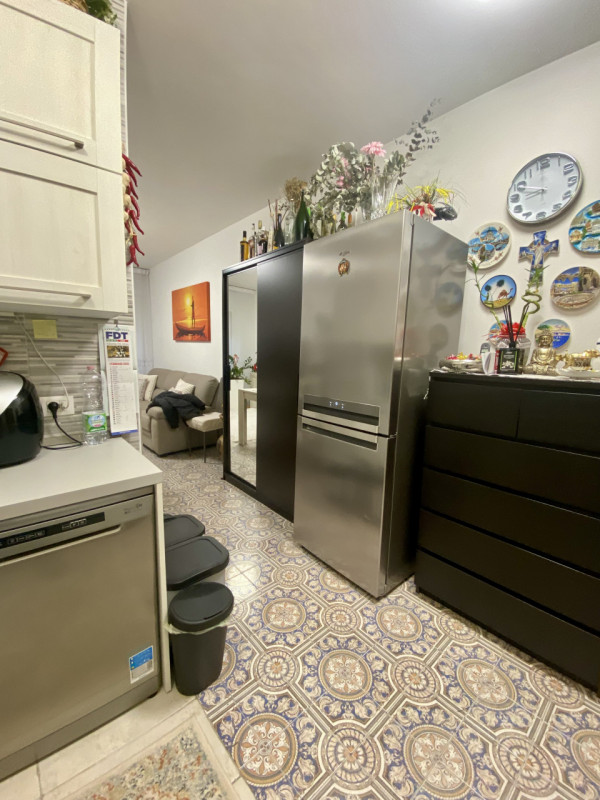 Nel cuore del quartiere San Carlo, una delle zone più apprezzate e servite di Padova, proponiamo ...