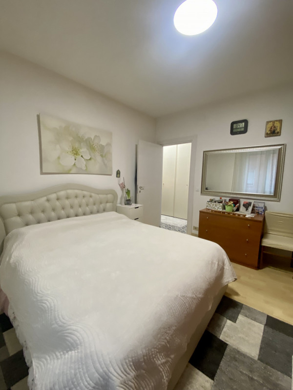 Nel cuore del quartiere San Carlo, una delle zone più apprezzate e servite di Padova, proponiamo ...