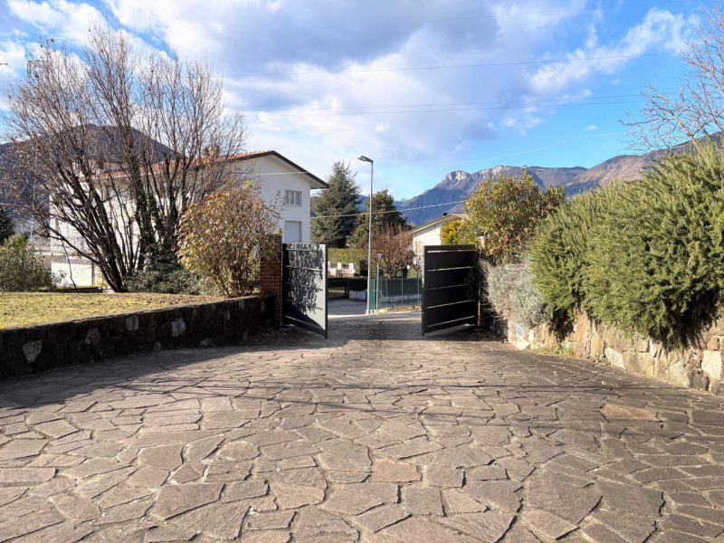 CARRE' - Villa Indipendente con ampio giardino € 445.000,00

07.03.2026 OPEN HOUSE DAY dalle 10.3...