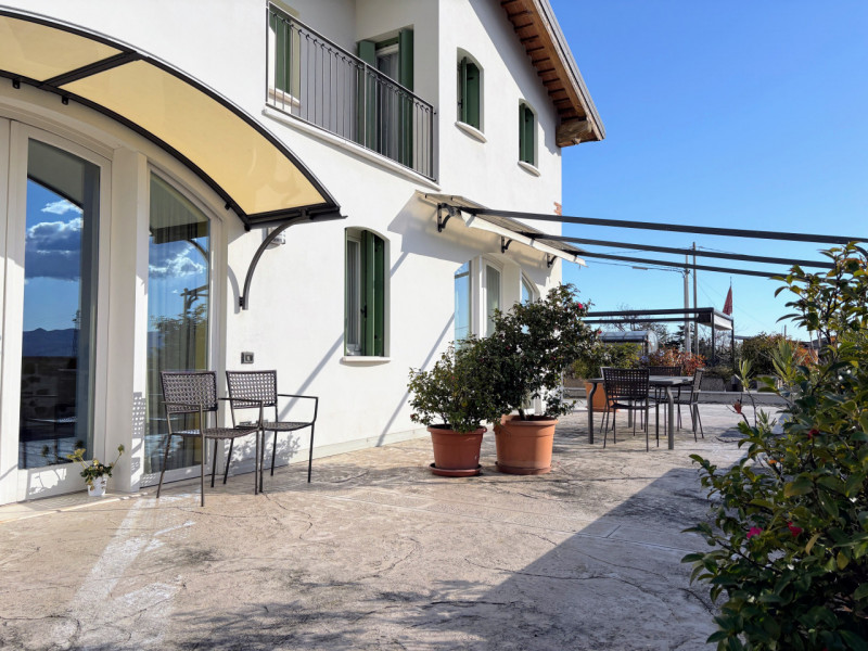 CARRE' - Villa Indipendente con ampio giardino € 445.000,00

07.03.2026 OPEN HOUSE DAY dalle 10.3...