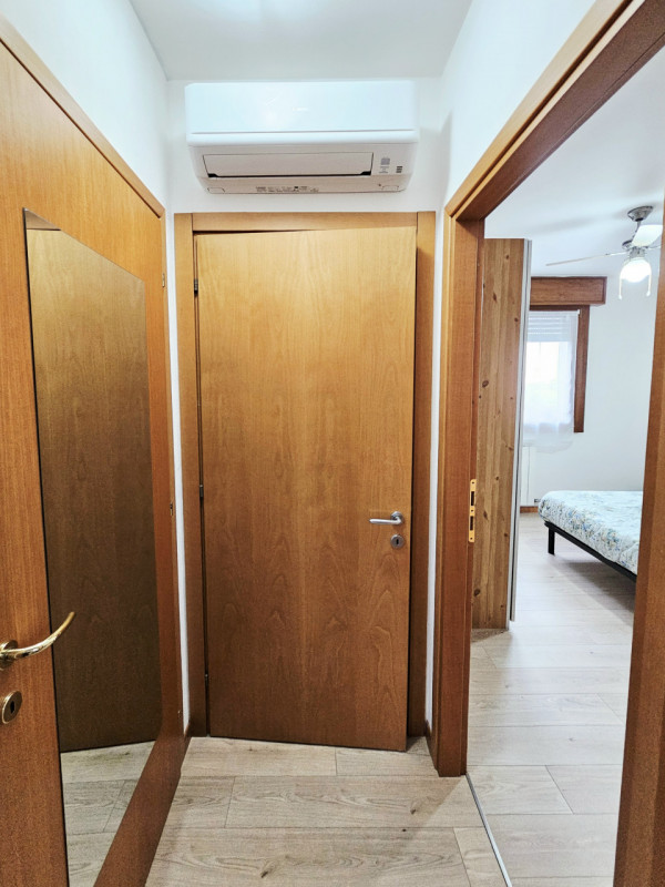 A Stanghella, in una zona tranquilla che porta anche alla vicina Solesino, proponiamo in vendita ...