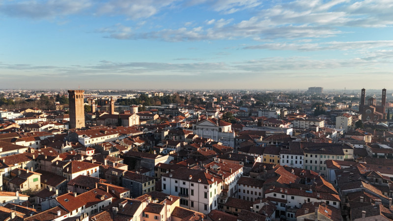 Rif. BAA306 (per info 39 3923361100 Beatrice)

Scoprite un'opportunità unica di vivere in una res...