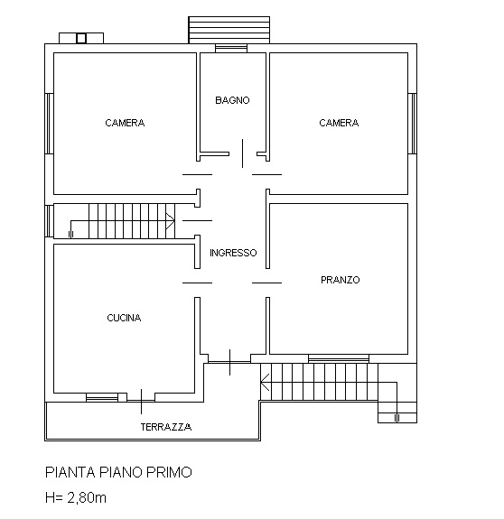 COMPOSIZIONE:
Proponiamo in vendita casa singola con garage e magazzino di pertinenza. Al primo p...