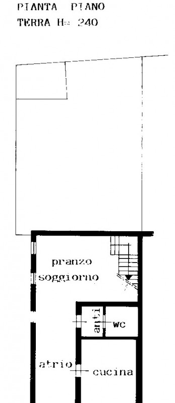COMPOSIZIONE:
Proponiamo in vendita porzione di bifamiliare attualmente allo stato grezzo. Al pia...