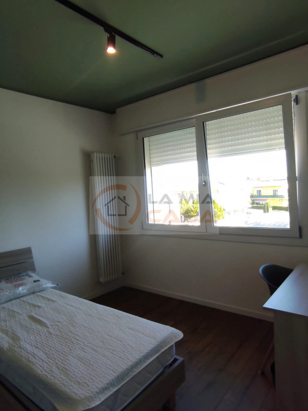 LEGNARO - ANNUNCIO RIVOLTO SOLO A STUDENTI DELL'UNIVERSITA' DI LEGNARO E PADOVA.
Appartamento com...