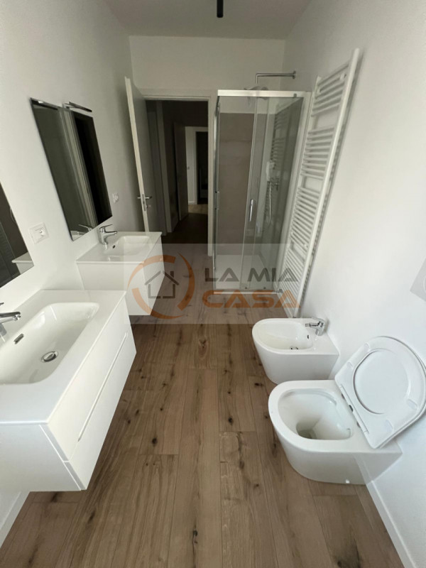 LEGNARO - ANNUNCIO RIVOLTO SOLO A STUDENTI DELL'UNIVERSITA' DI LEGNARO E PADOVA.
Appartamento com...