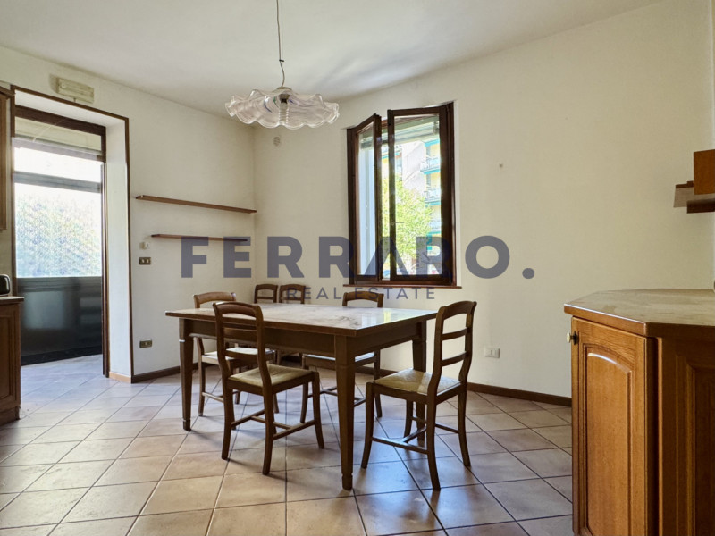 Treviso, Santa Maria del Rovere. Codice AV26.

In posizione strategica, a pochi passi dal futuro ...