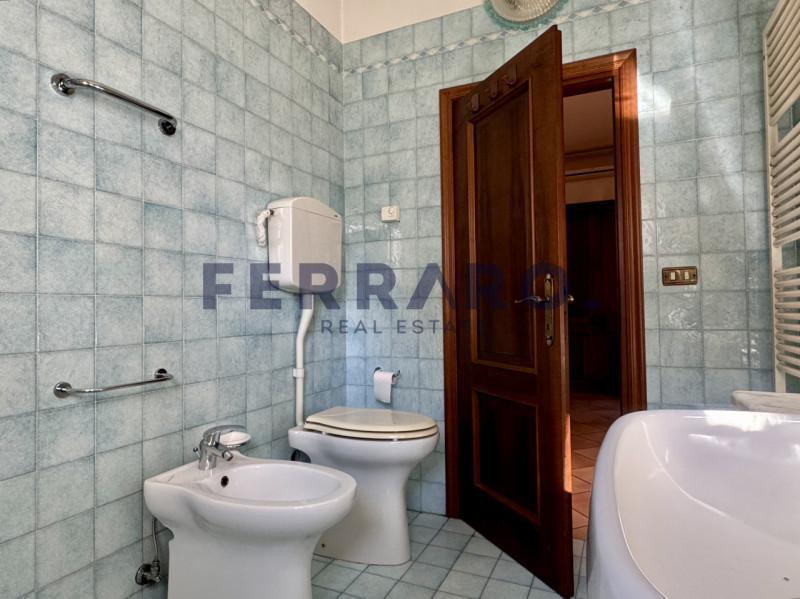 Treviso, Santa Maria del Rovere. Codice AV26.

In posizione strategica, a pochi passi dal futuro ...