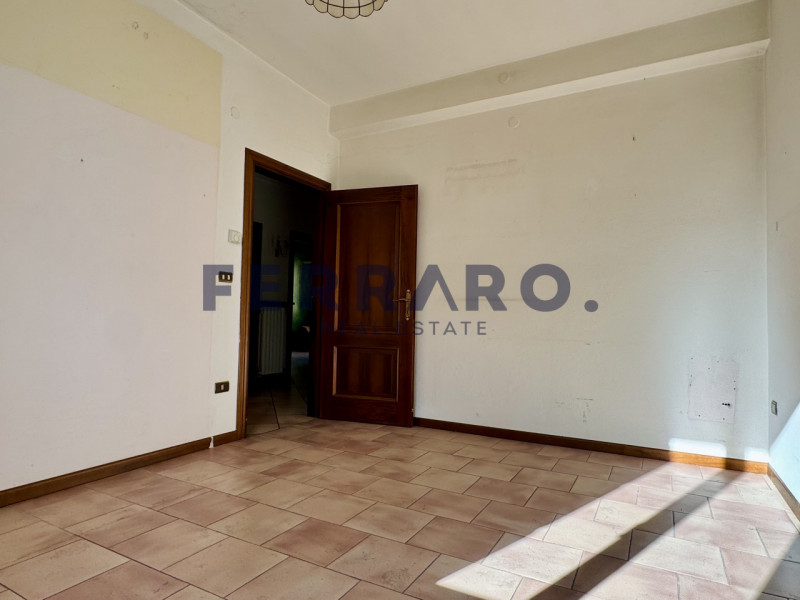 Treviso, Santa Maria del Rovere. Codice AV26.

In posizione strategica, a pochi passi dal futuro ...