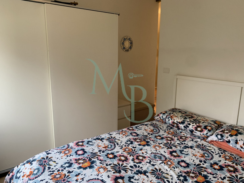 MIRANO (VE): Immobiliare MB propone in vendita, in esclusiva, un appartamento quadrilocale con bu...