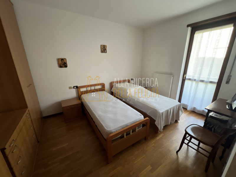 SCHIO - Santa Croce: In zona tranquilla vi proponiamo un MINIAPPARTAMENTO al piano terra con gara...