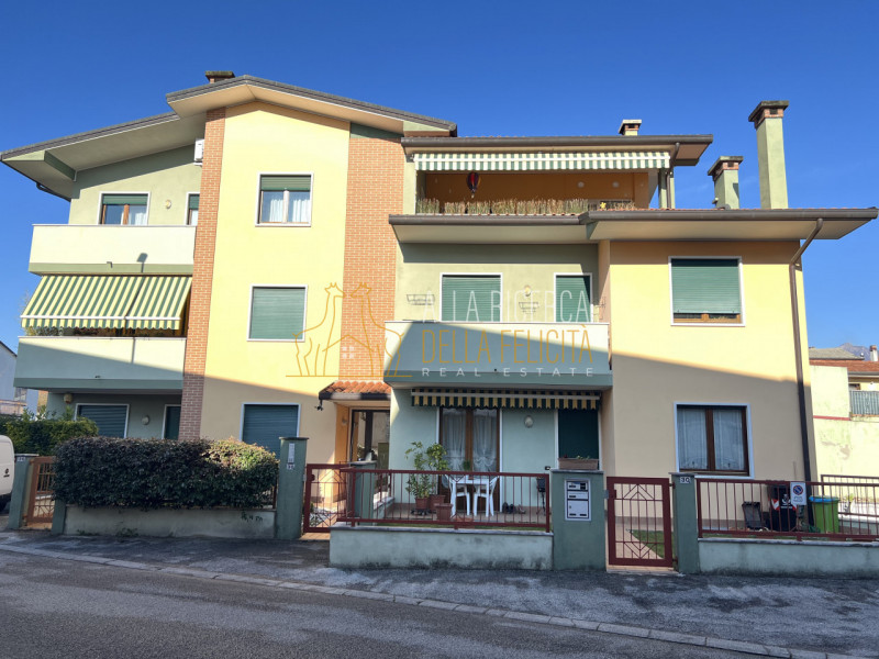 SCHIO - Santa Croce: In zona tranquilla vi proponiamo un MINIAPPARTAMENTO al piano terra con gara...