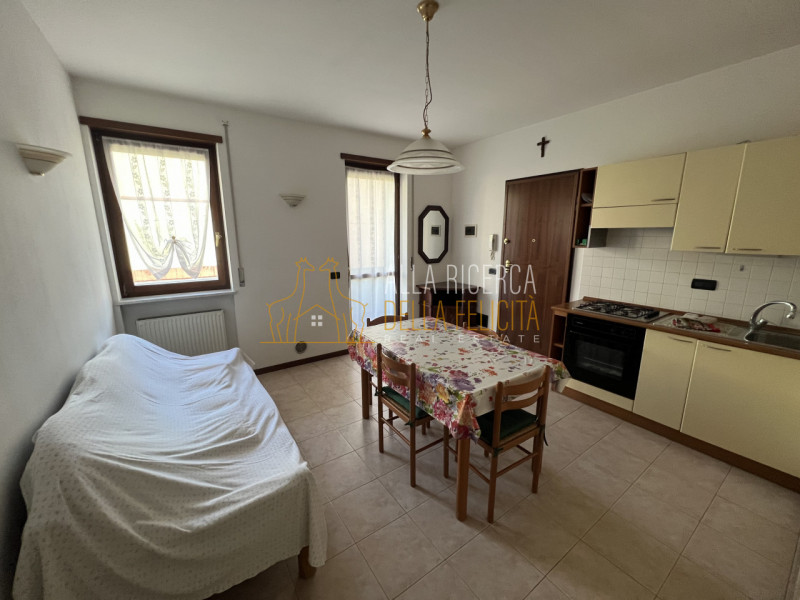 SCHIO - Santa Croce: In zona tranquilla vi proponiamo un MINIAPPARTAMENTO al piano terra con gara...