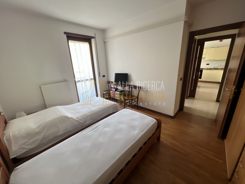 SCHIO - Santa Croce: In zona tranquilla vi proponiamo un MINIAPPARTAMENTO al piano terra con gara...