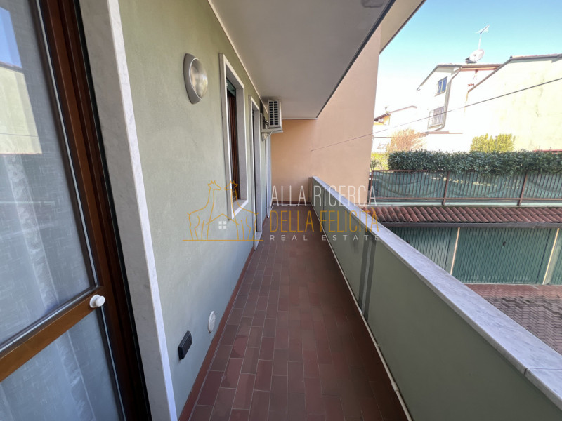 SCHIO - Santa Croce: In zona tranquilla vi proponiamo un MINIAPPARTAMENTO al piano terra con gara...