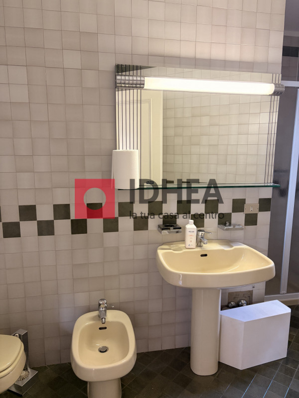 VILLORBA - CARITA'

"""RIFERIMENTO BB01"""

L'agenzia immobiliare Idhea propone appartamento tril...