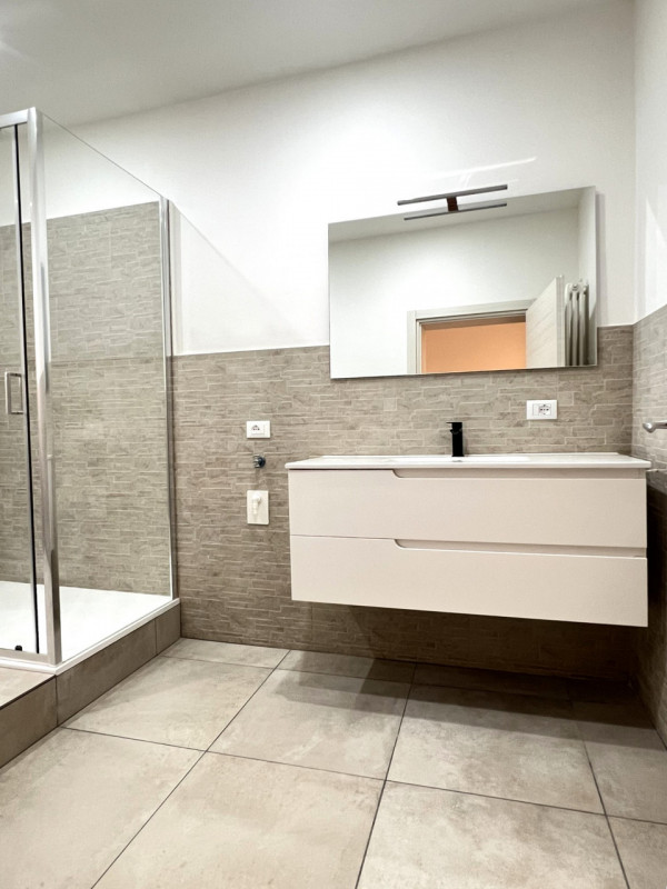 Monta' (PD):

Soluzione indipendente ristrutturata nel 2025, a 10 minuti da Padova!

In posizione...