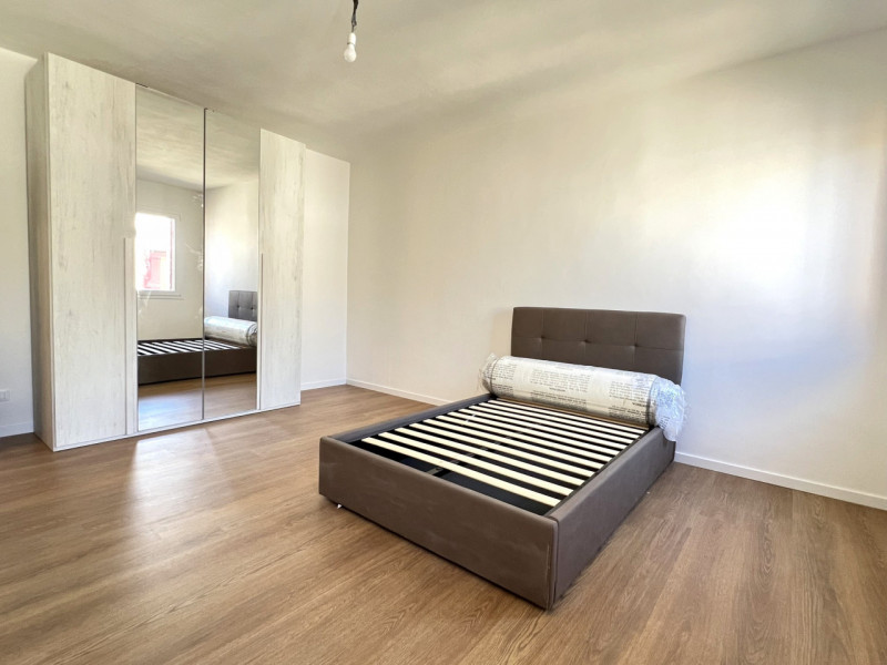 Monta' (PD):

Soluzione indipendente ristrutturata nel 2025, a 10 minuti da Padova!

In posizione...