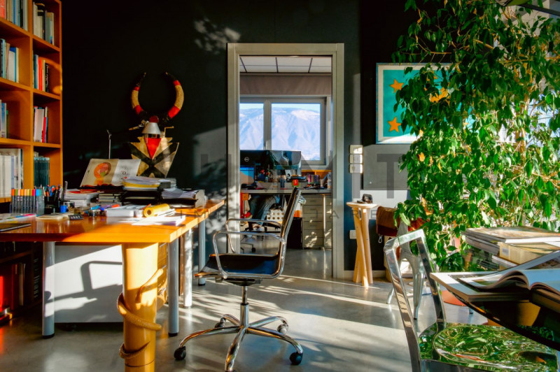 ZANE' - ZONA COMMERCIALE/DIREZIONALE:  Prestigioso UFFICIO di rappresentanza di 150 mq, all'ultim...