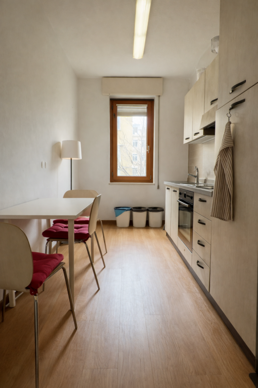 Nel cuore di Padova, a pochi passi dal centro storico, proponiamo in vendita splendido appartamen...