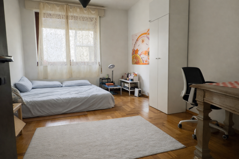 Nel cuore di Padova, a pochi passi dal centro storico, proponiamo in vendita splendido appartamen...