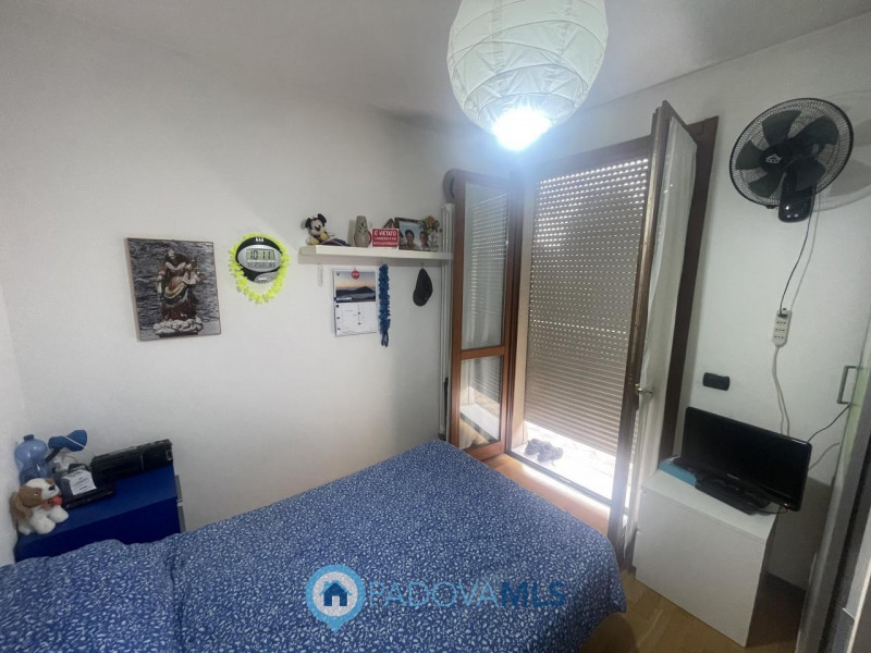 Immobile in esclusiva al Gruppo Padova MLS
Nel cuore pulsante di Noventa Padovana, vi presentiamo...