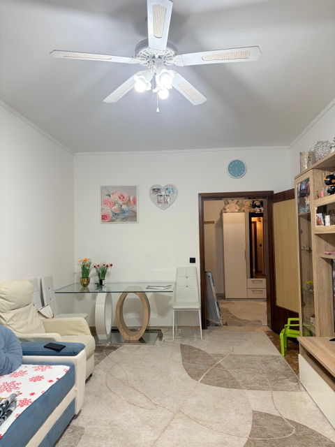 SS TRINITA': nel cuore del quartiere, in posizione comoda a tutti i servizi e mezzi, appartamento...