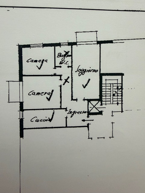 SS TRINITA': nel cuore del quartiere, in posizione comoda a tutti i servizi e mezzi, appartamento...