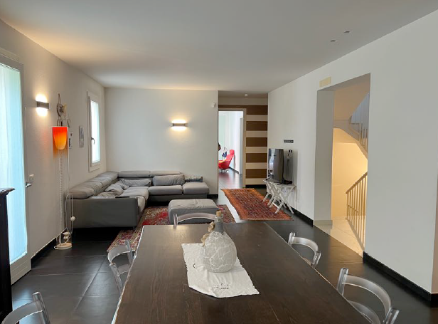 Rif. A.A.220-252

Vendita all'asta - appartamento su 3 piani in data 26 marzo 2026

Descrizione: ...