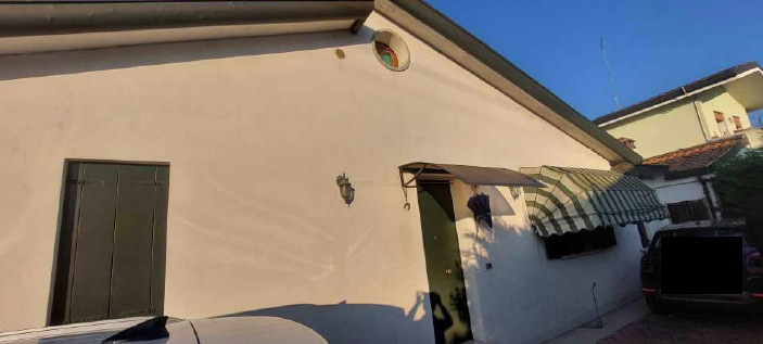 Rif. A.A.296-25

Vendita all'asta - abitazione terratetto in data 27 marzo 2026

Descrizione: tra...