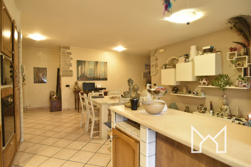 BASSANO- In zona limitrofa al centro studi e comoda a tutti i principali servizi, proponiamo appa...