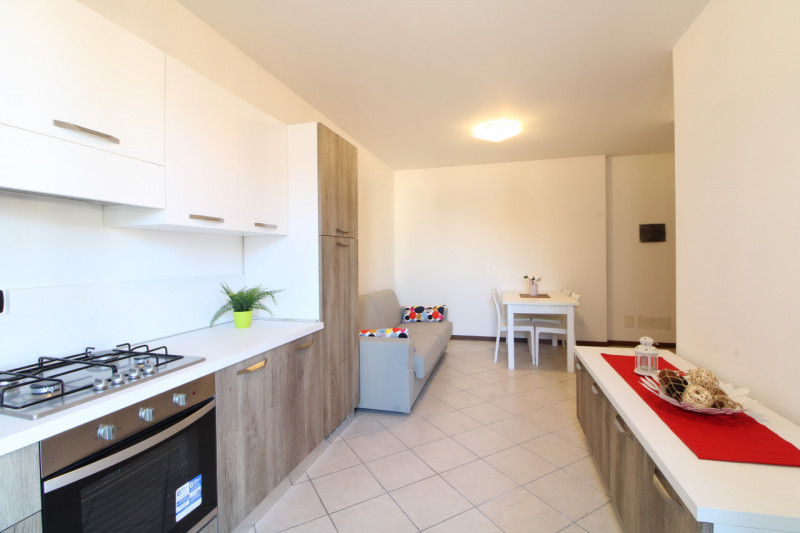 Scopri questo appartamento bilocale situato nel cuore di Pernumia, un comune caratteristico della...