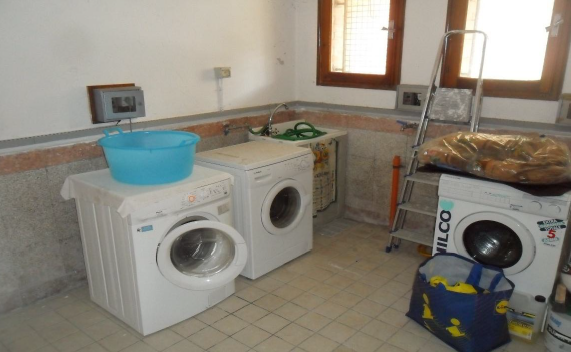 Rif. A.A.397-24

Vendita all'asta - appartamento al piano terra rialzato in data 26 marzo 2026

D...