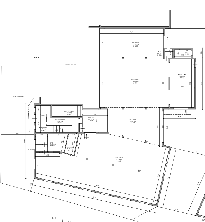 ARCELLA – STAZIONE  STRUTTURA COMMERCIALE con scoperto.

Comodo alla stazione dei treni, al centr...