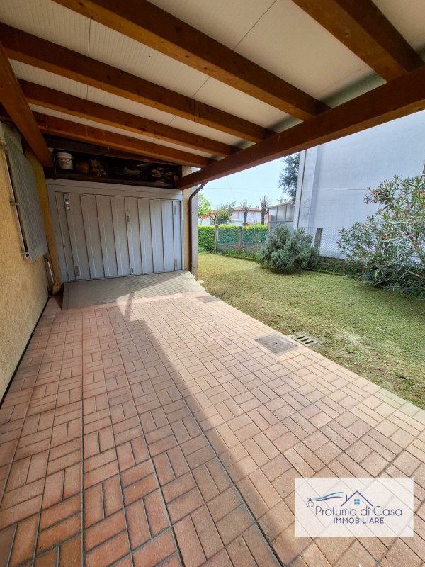 DescrizioneStampe e Operazioni
VILLAFRANCA PADOVANA - In ottima posizione, comoda a tutti i princ...