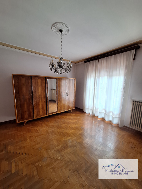 DescrizioneStampe e Operazioni
VILLAFRANCA PADOVANA - In ottima posizione, comoda a tutti i princ...