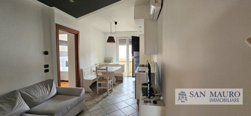 COSTABISSARA - MOTTA: in contesto residenziale appartamento al secondo ed ultimo piano con una ca...