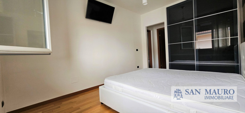 COSTABISSARA - MOTTA: in contesto residenziale appartamento al secondo ed ultimo piano con una ca...