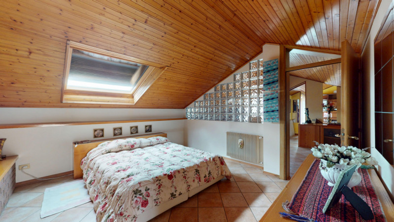 CAVAZZALE – VILLA BIFAMILIARE INDIPENDENTE

Inserita in un contesto residenziale tranquillo e ben...