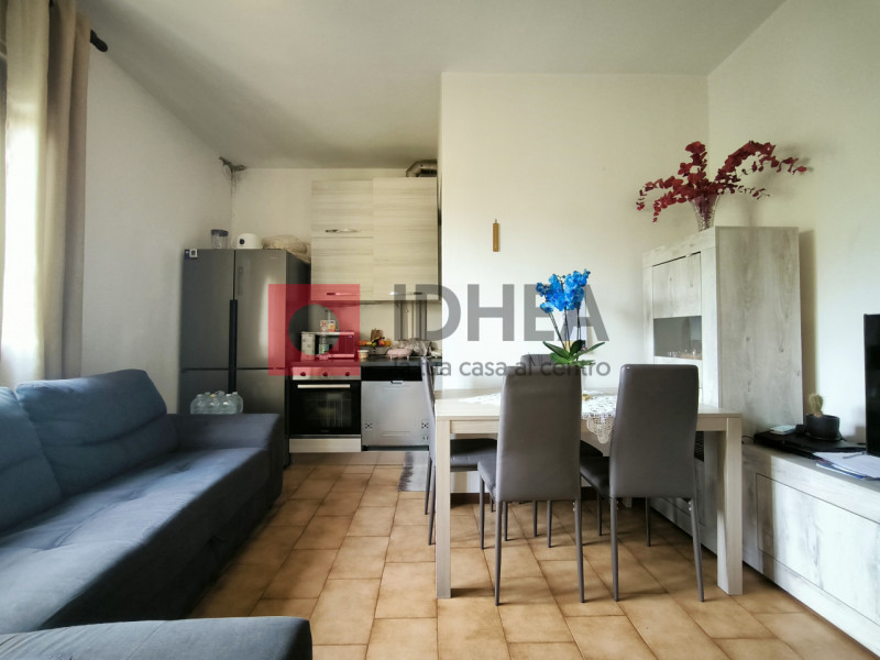 PER INVESTIMENTO: APPARTAMENTO LOCATO CON CONTRATTO 4+4 CANONE  EURO 400,00
RONCADE CENTRO
RIFERI...