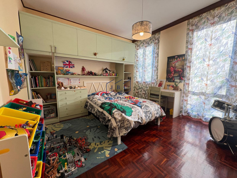 Zenson di Piave - (TV)
Scoprite questa graziosa porzione di bifamiliare situata nel tranquillo co...