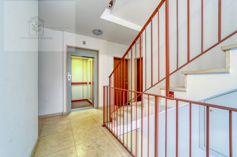 In vendita a Padova, nel cuore della tranquilla e residenziale zona Cave, proponiamo uno splendid...