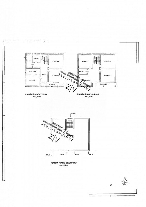 Proponiamo una splendida casa singola situata nel cuore della tranquilla zona di Salvarosa, a Cas...