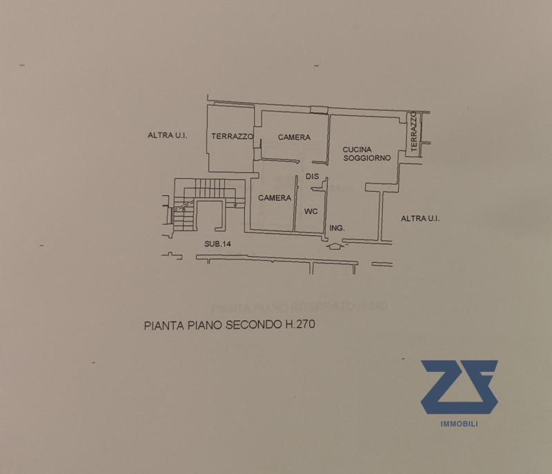 Scopri l'eleganza e il comfort di questo splendido appartamento trilocale situato nel cuore pulsa...